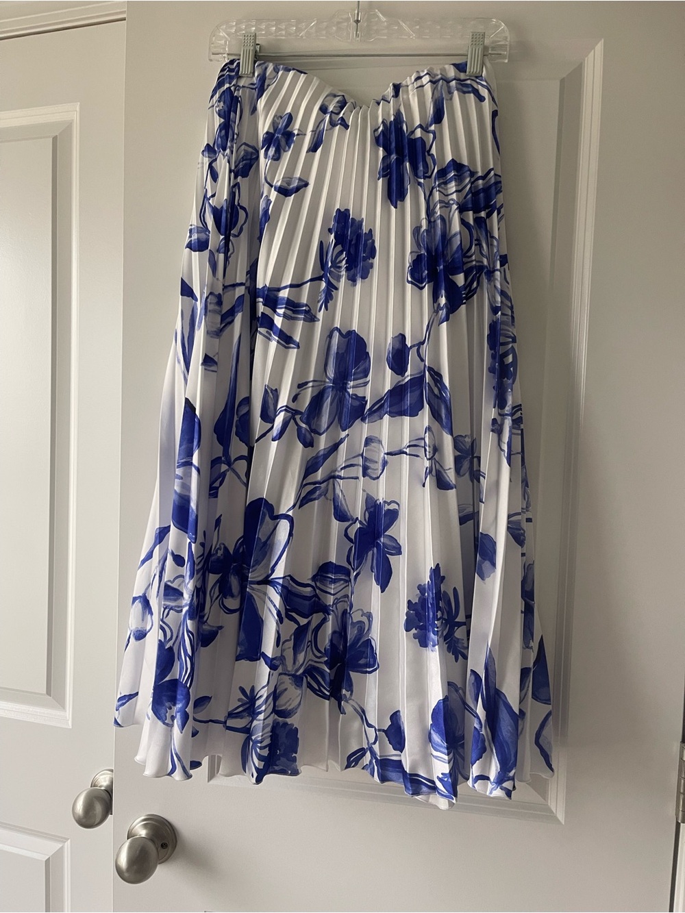 Zara White Midi Skirt with Bold Blue Floral Print